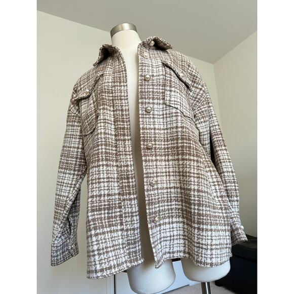 Forever 21 brown/cream plaid oversized shacket w/ pearl buttons, size Small - Picture 5 of 9